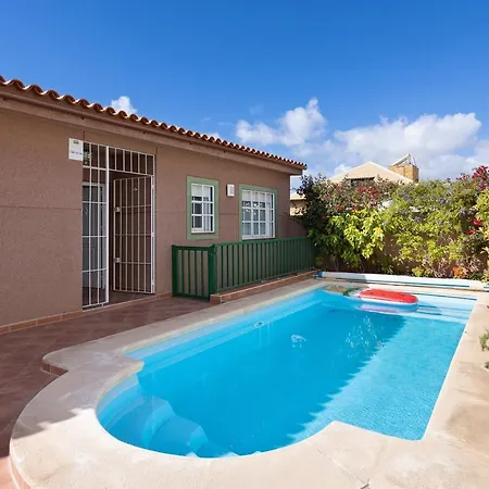 Holiday home Casa Melocoton: Oceanview Paradise With Private Pool And Family-friendly Amenities La Listada