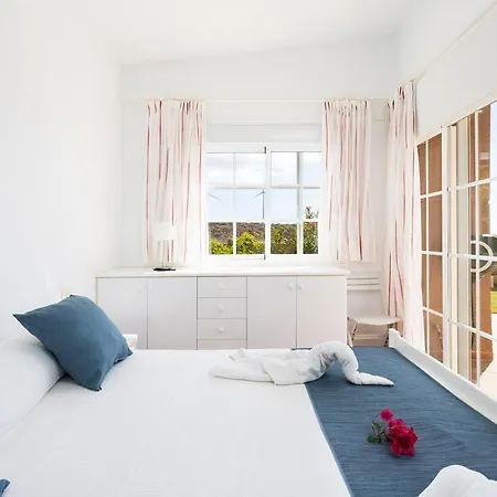 Tatil Evi Casa Melocoton - Private Pool - Ocean View - Bbq - Garden - Terrace - Free Wifi - Child & Pet-friendly - 4 Bedrooms - 8 People *